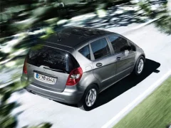 Gra A Class Sedan Puzzle w Internecie