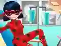 Gra Dotted Girl Ambulance For Superhero w Internecie