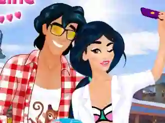Gra Couple Travel Selfie w Internecie