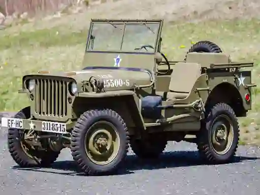 Gra Military Cars Puzzle w Internecie