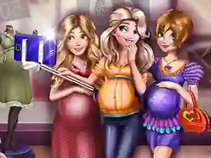 Gra Princesses Pregnant Selfie w Internecie