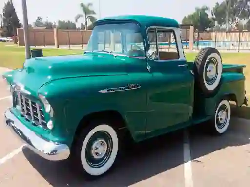 Gra Classic Trucks Puzzle w Internecie