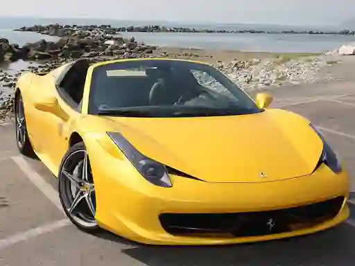Gra Ferrari 458 Spider Slide w Internecie
