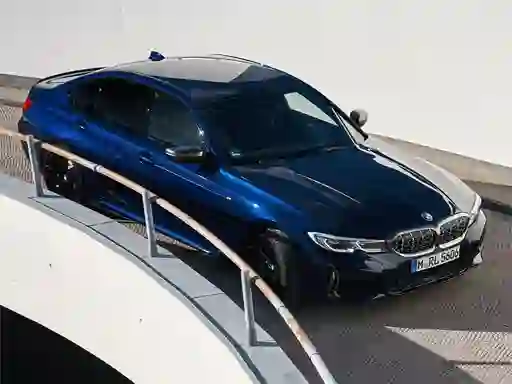 Gra BMW M340i Xdrive w Internecie