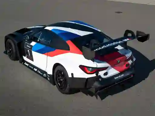 Gra BMW M4 GT3 Slide w Internecie