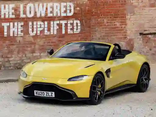 Gra Aston Martin Vantage Roadster w Internecie