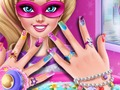 Gra Manicure lalek Superhero  w Internecie